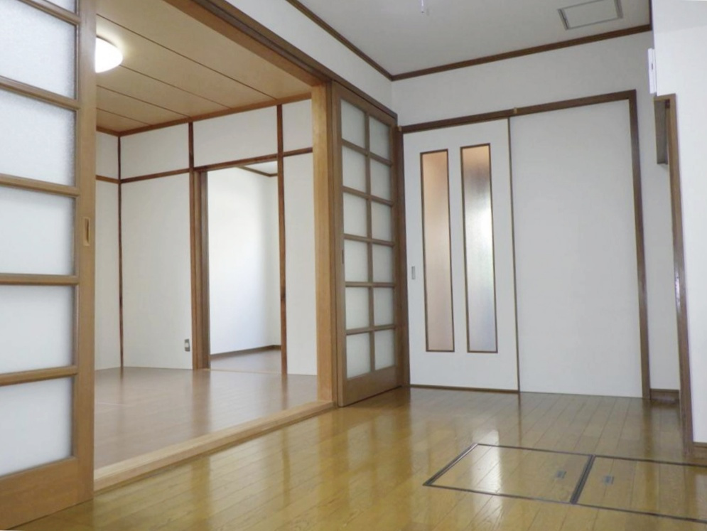 太秦堀ケ内町のその他