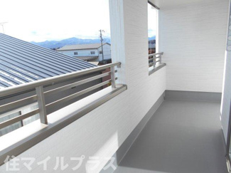 【バルコニー】 | 郡山市大槻町室ノ木新築一戸建て1棟 | 外からの目が気にならないバルコニーで洗濯物が干せます