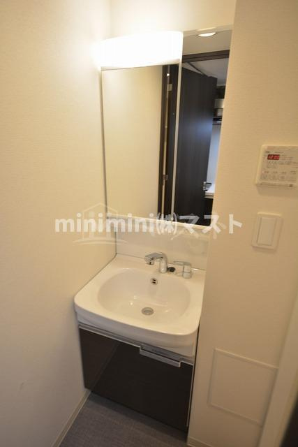 ララプレイス難波ガルテンの洗面所