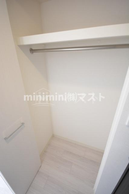 ララプレイス難波ガルテンの収納