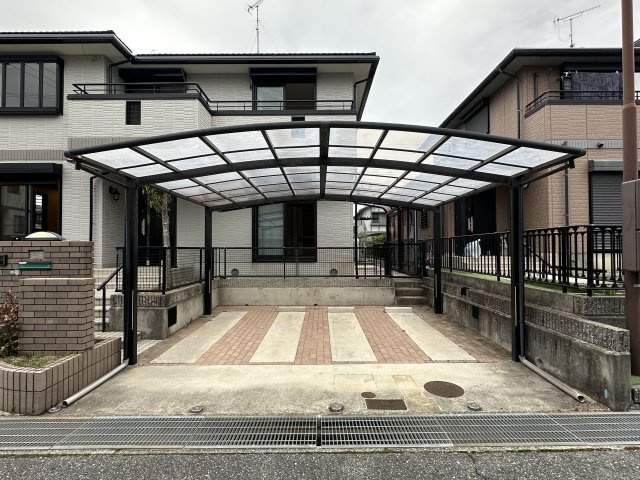 神戸市西区桜が丘中町６丁目戸建の駐車場