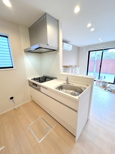 グランベル津田沼のキッチン|★ガス3口グリル付きのシステムキッチン★