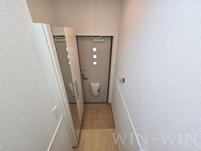 レジデンス北岩田の玄関