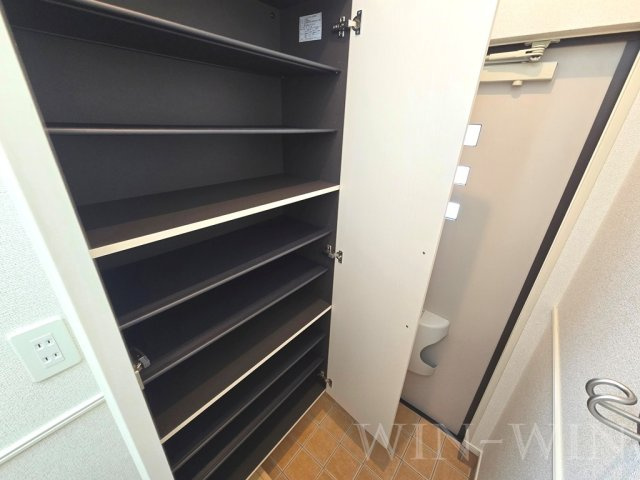 レジデンス北岩田の収納