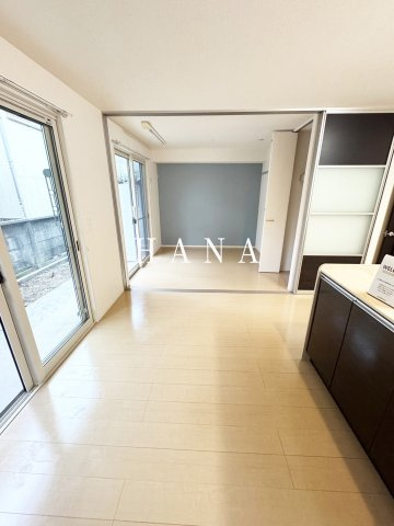 ミ・カーサの居間・リビング|他部屋参考写真