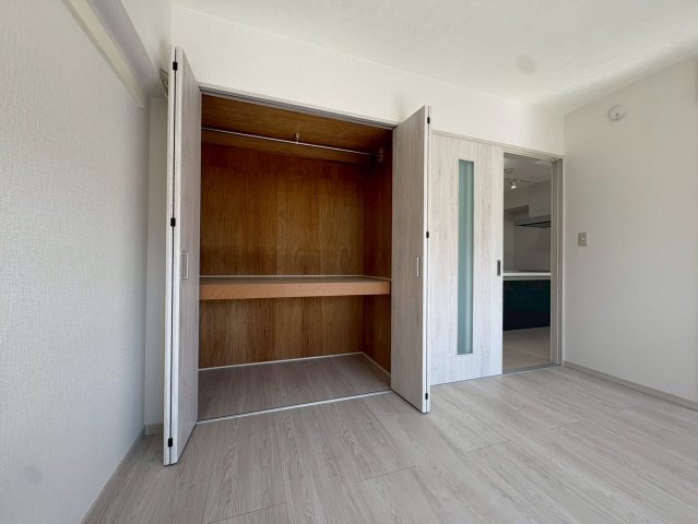 多摩市馬引沢２丁目の賃貸マンションの収納|別部屋参考