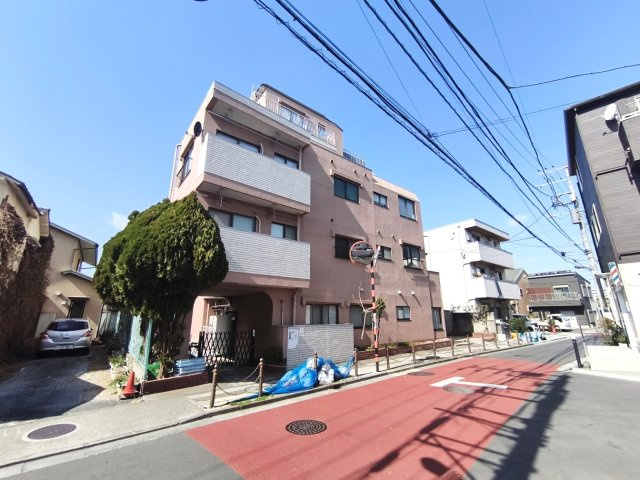 エレガンス竹の塚の外観|車通りも少なく、閑静な住宅街！