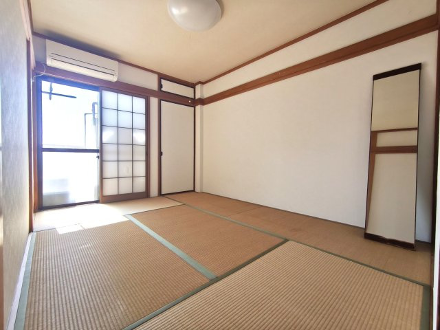 エレガンス竹の塚の和室|和室も広々でくつろげる！