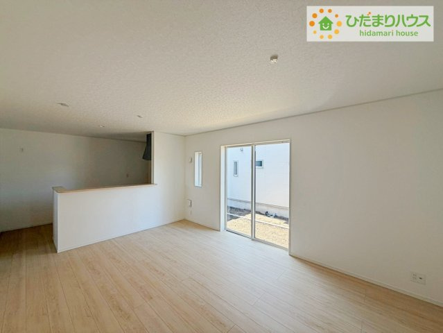 ひたちなか市平磯町第2　新築戸建　1号棟の居間・リビング|お子様が元気に遊べる広々としたリビングです。