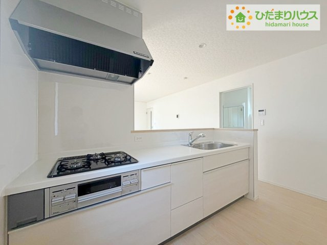 ひたちなか市平磯町第2　新築戸建　1号棟のキッチン|たっぷりの陽光と心地よい風が舞い込む住まい♪