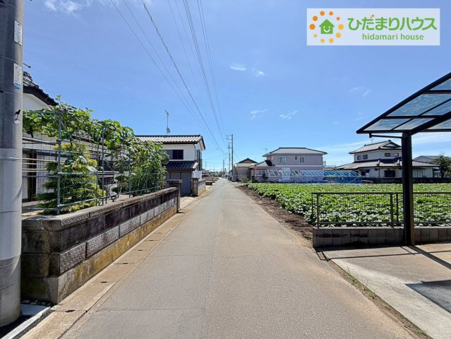 ひたちなか市平磯町第2　新築戸建　4号棟の前面道路含む現地写真