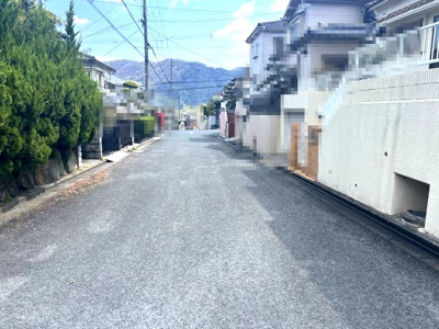 【前面道路含む現地写真】 | 生駒郡平群町光ヶ丘2丁目