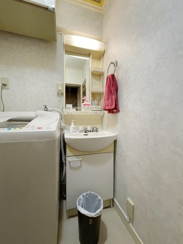 南塚口ハイツの独立洗面台