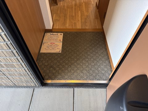ソレジオ新町　Aの玄関