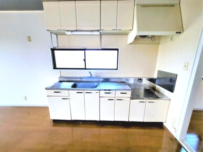 【キッチン】 | コーポマルハA・B・C | きれいなキッチンです
