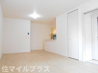 【居間・リビング】 | 郡山市安積荒井3丁目新築一戸建て2棟 | 居間です