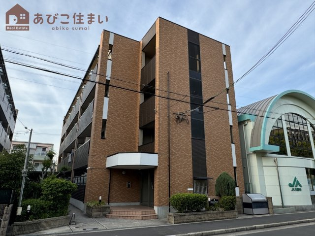 ジュネスO.C.Uの外観