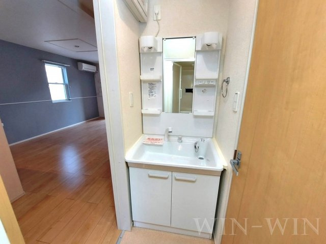 グラード多米 Bの独立洗面台|イメージ（同建物内・同間取りの写真）