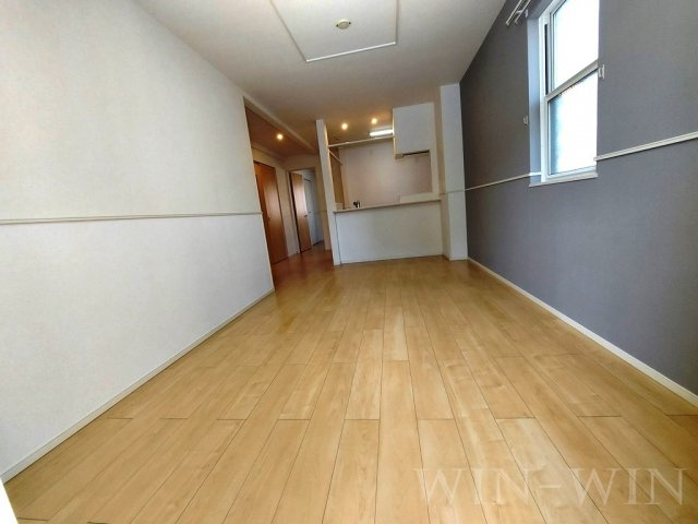 グラード多米 Bの居間・リビング|イメージ（同建物内・同間取りの写真）