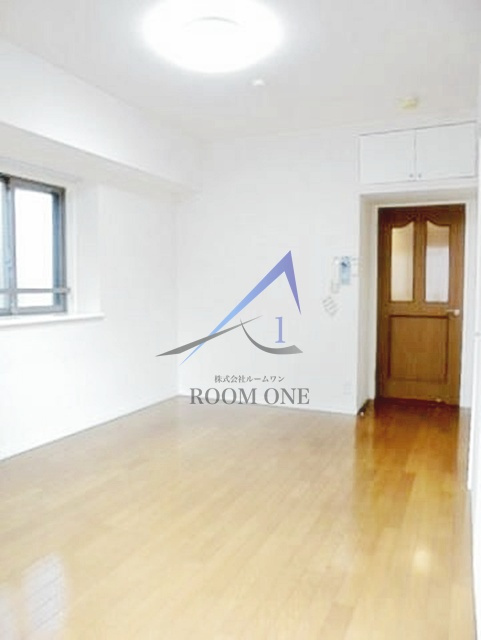 スカイコート両国壱番館の居間・リビング|洋室のお部屋です。