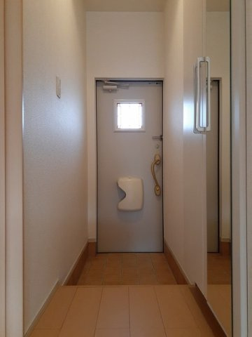 ボヌール　クロシェットの玄関