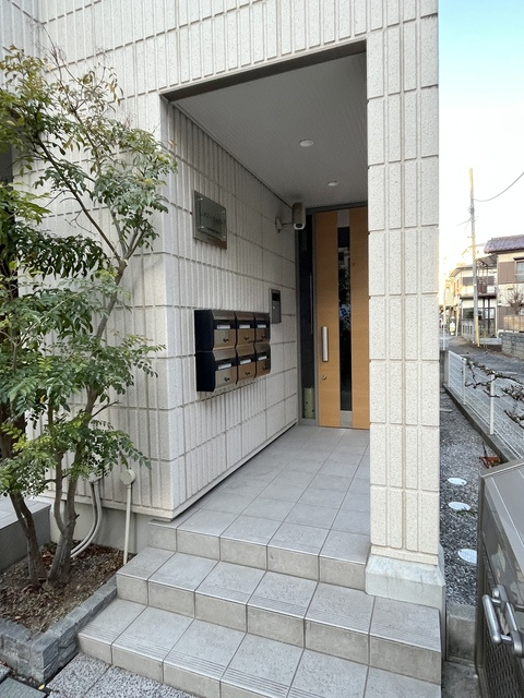 メゾン　ティアレのエントランス|★オートロック対応★