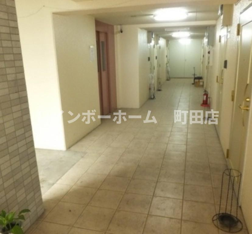 ラ・フルール芹ヶ谷※初期費用分割後払いサービス利用可能物件のロビー