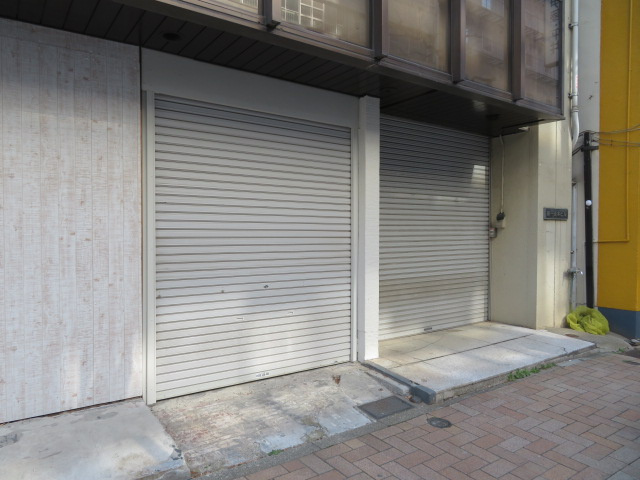横浜市中区住吉町３丁目のビル