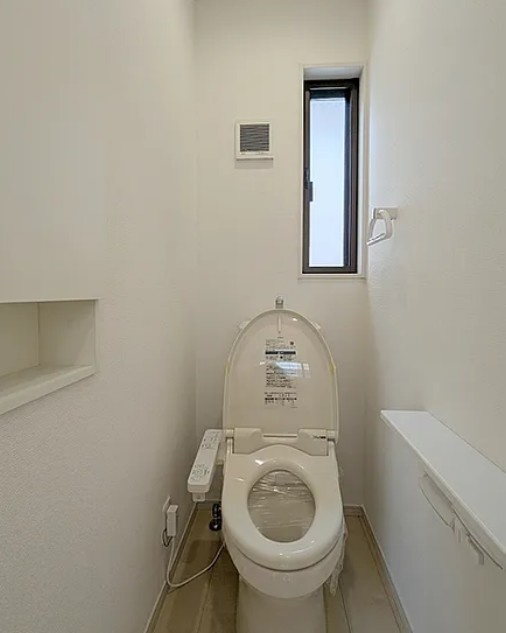 【中古】川越市豊田町中古住宅のトイレ|シンプルなトイレスペースです♪