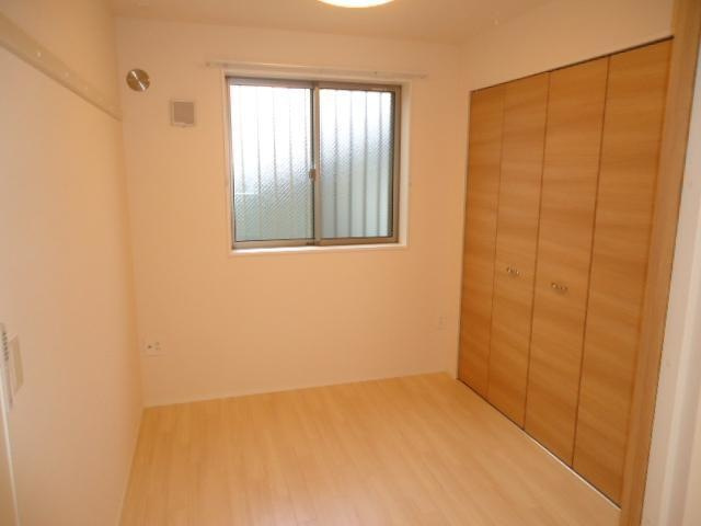 カーサプレーマイーストの洋室