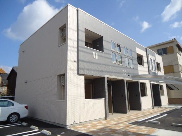 カーサプレーマイーストの外観