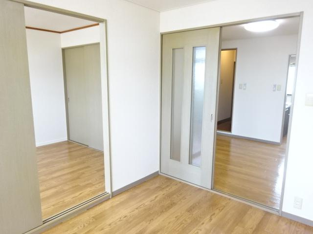 ヒルトップ内張の内装|洋室1から各居室（イメージ）