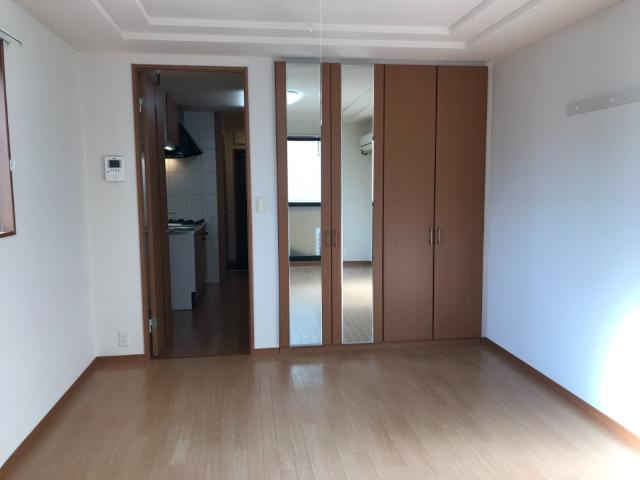 リヴェール小向の内装|洋室