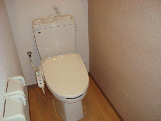 サンシティーＡのトイレ|シャワー付トイレ