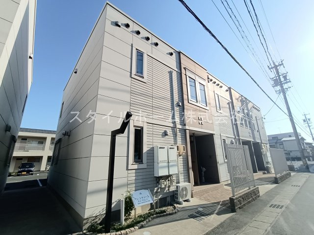 サンシティーＡ