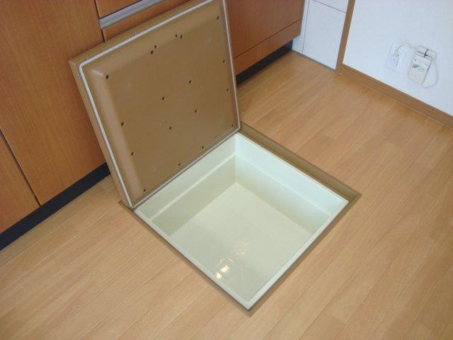 サンシティーＡの収納|床下収納