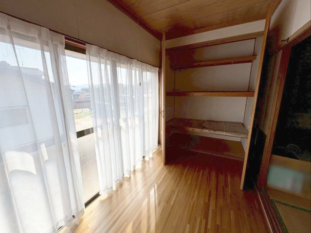 佐賀県杵島郡大町町 中古戸建の収納|広縁には収納棚があります！