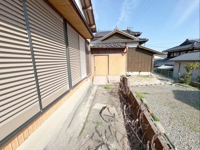 佐賀県杵島郡大町町 中古戸建の外観|倉庫の入り口です！