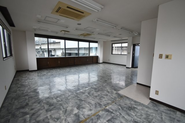前橋市文京町売ビルのその他|2階
