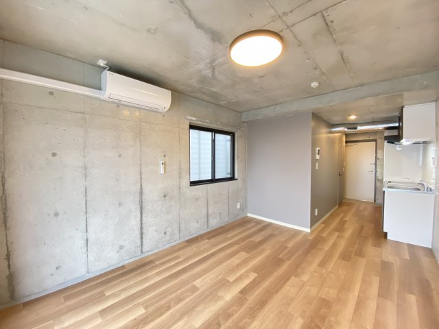 【居間・リビング】 | マーヴェリック堺東 | こちらのリビングで趣味の時間をお楽しみください
