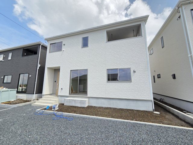 新築　伊勢崎市境米岡第3　2号棟　Cradle Gardenの外観|新築　伊勢崎市境米岡第3　2号棟　Cradle Garden
