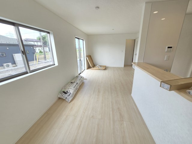 新築　伊勢崎市境米岡第3　2号棟　Cradle Gardenの居間・リビング|新築　伊勢崎市境米岡第3　2号棟　Cradle Garden