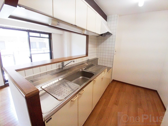 ベレッツァ芦屋Ⅰのキッチン