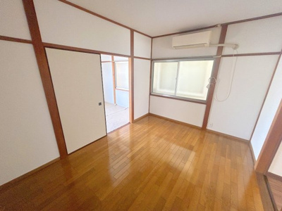【居間・リビング】 | 平和荘