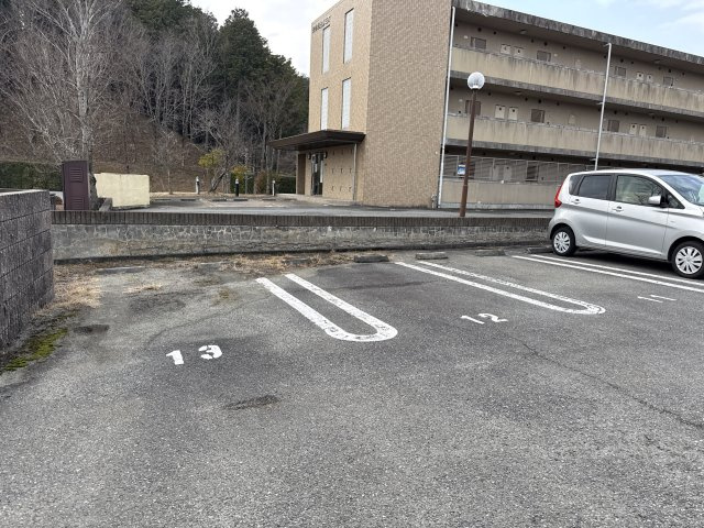 コンフォートテクノIの駐車場