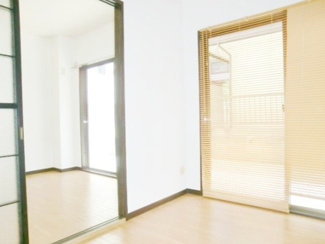 【居間・リビング】 | ハイツ愛花夢