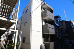 世田谷区三軒茶屋２丁目のアパートの画像