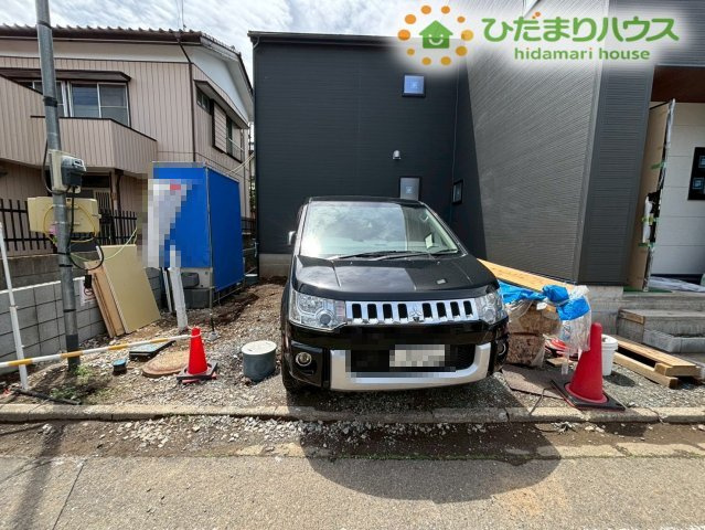 深谷市岡里　第3　新築一戸建て　リーブルガーデン　01の前面道路含む現地写真