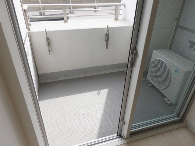 東京グランファーストのバルコニー
