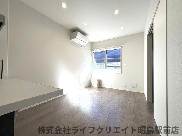 ミューク昭島の居間・リビング